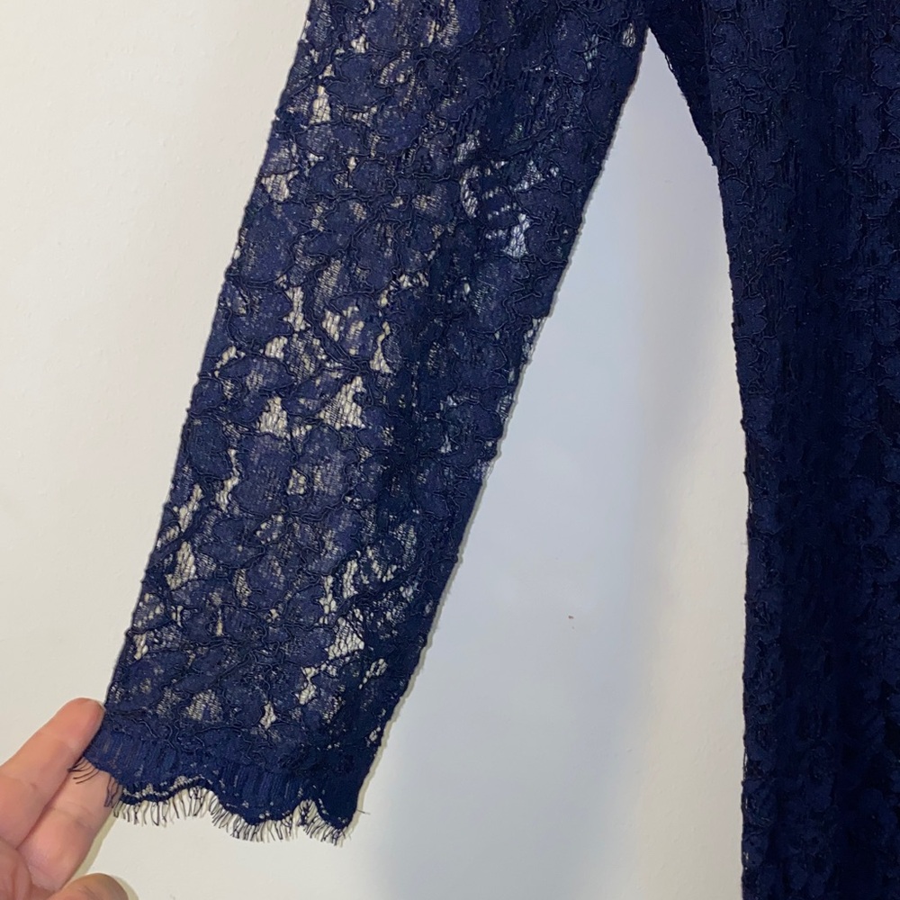 NWT!! Diane Von Furstenberg Zarita Navy Lace 3/4 Sleeve Sheath Dress Size 2 - Picture 13 of 16